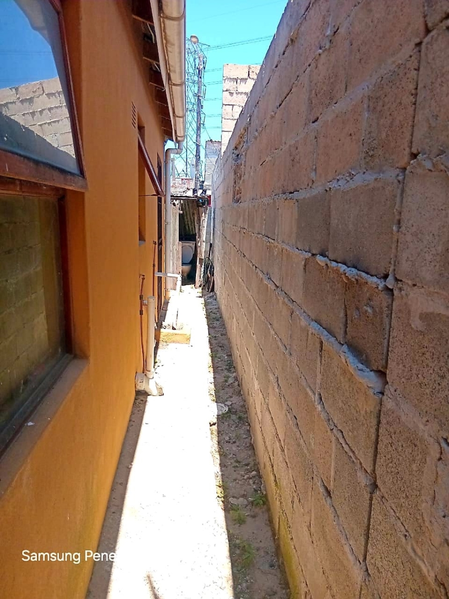 2 Bedroom Property for Sale in Philippi Western Cape